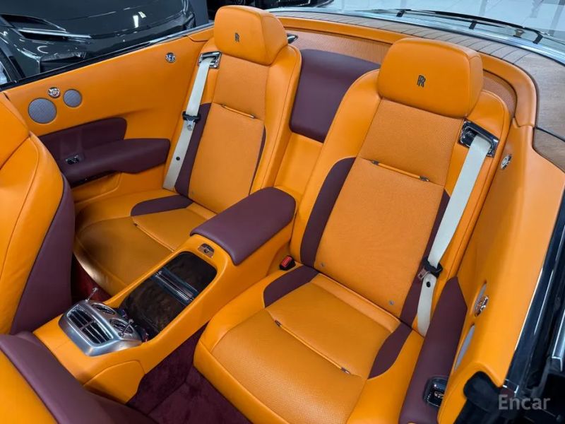 Rolls-Royce Dawn