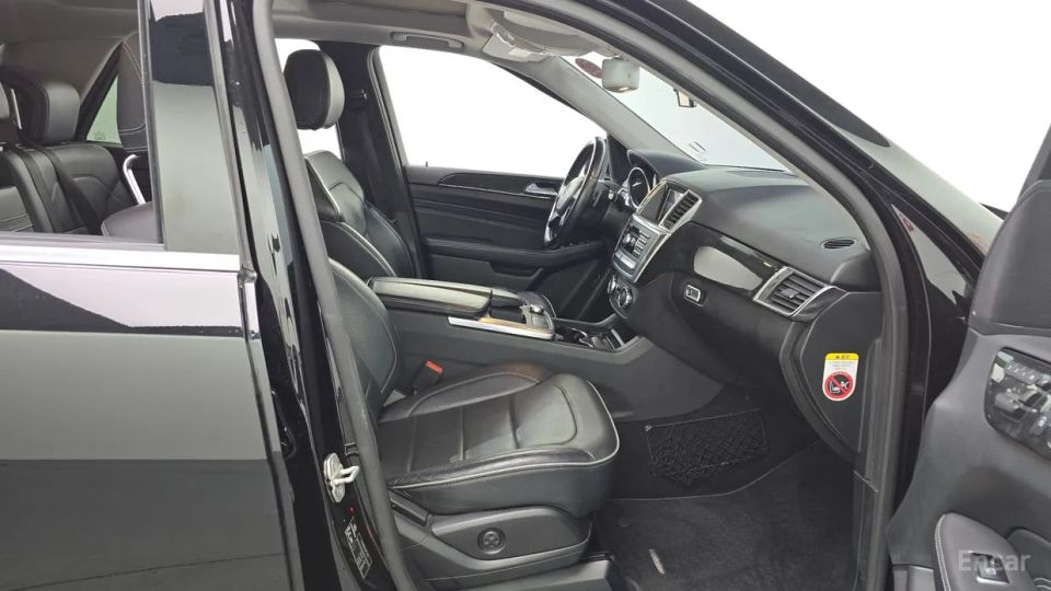Mercedes-Benz M-class