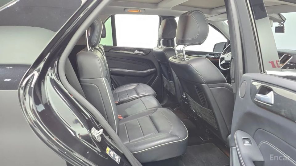 Mercedes-Benz M-class