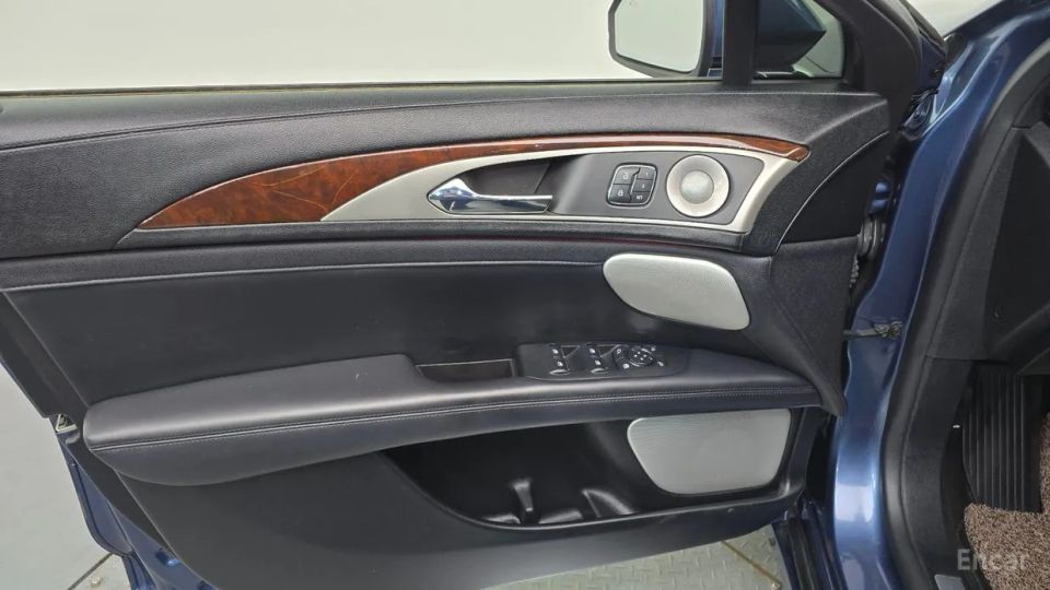 Lincoln MKZ