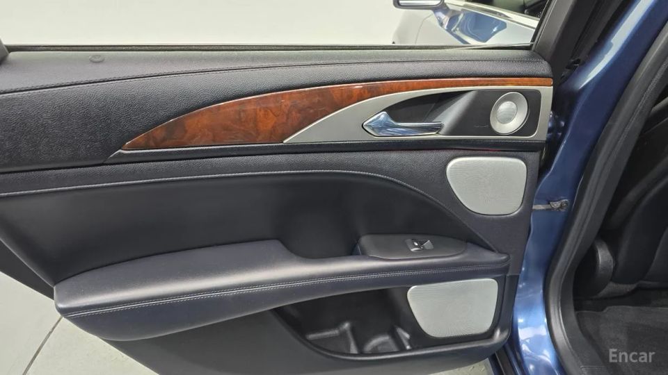 Lincoln MKZ