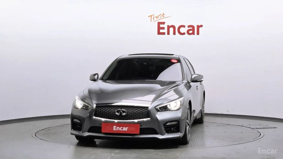 Infiniti Q50