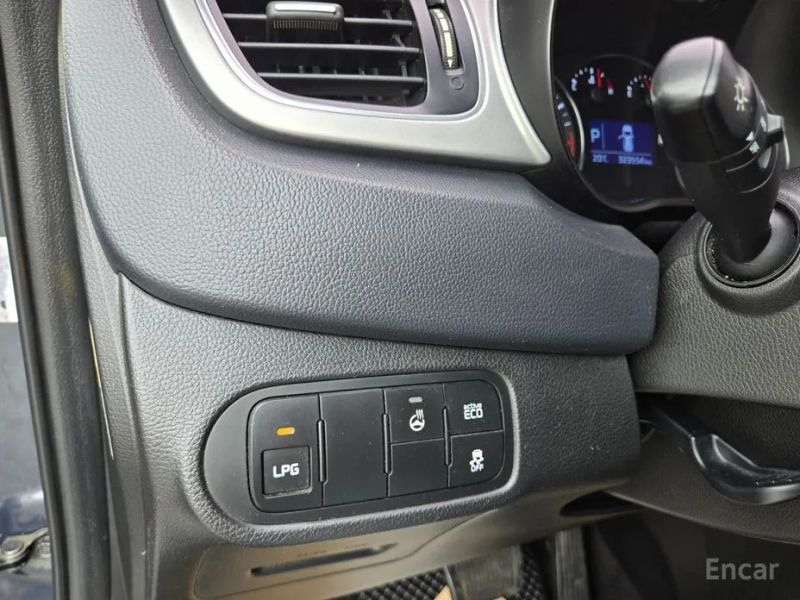 Kia Carens