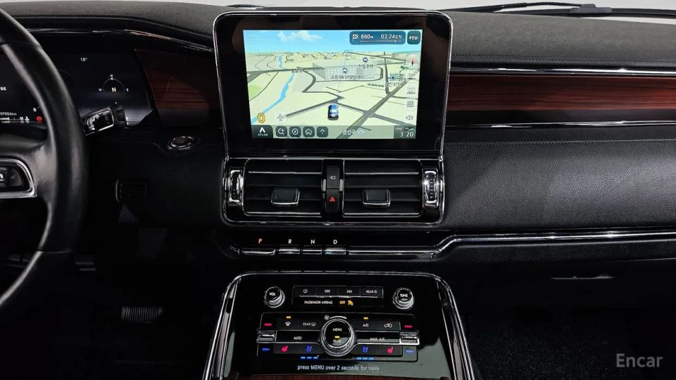 Lincoln Navigator