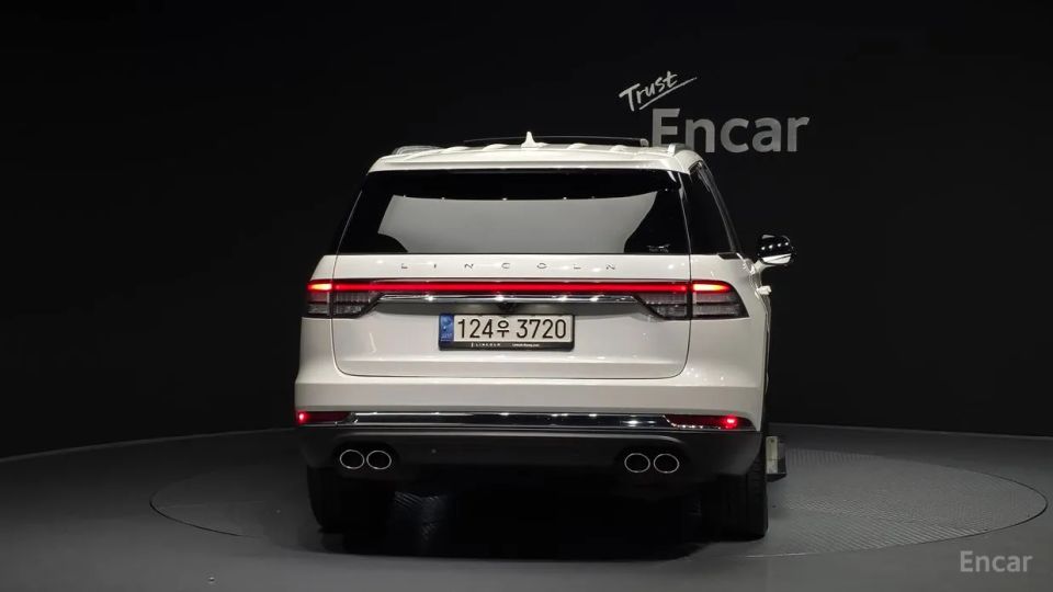 Lincoln Aviator