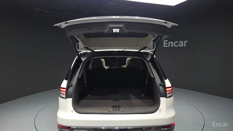 Lincoln Aviator