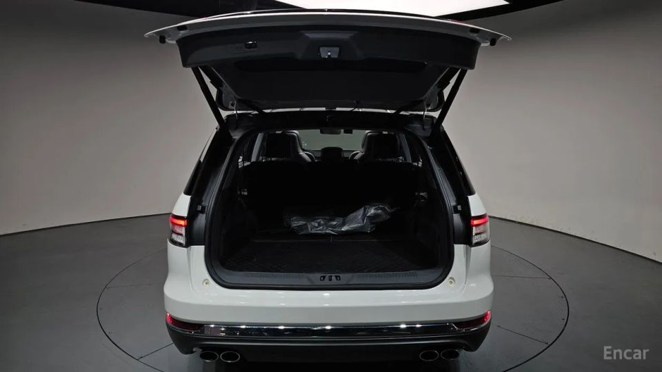 Lincoln Aviator