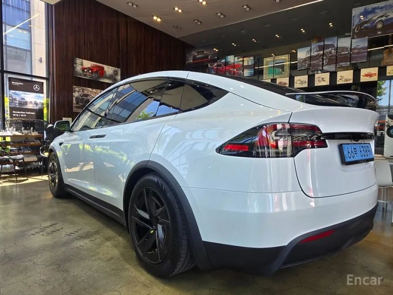 Tesla model-x