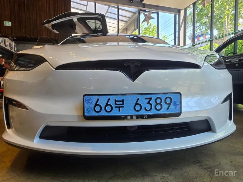 Tesla model-x
