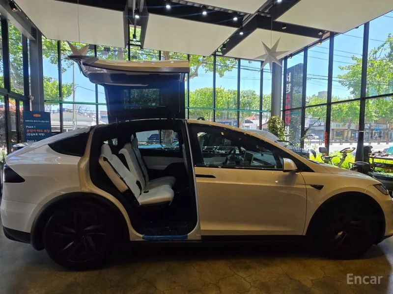 Tesla model-x