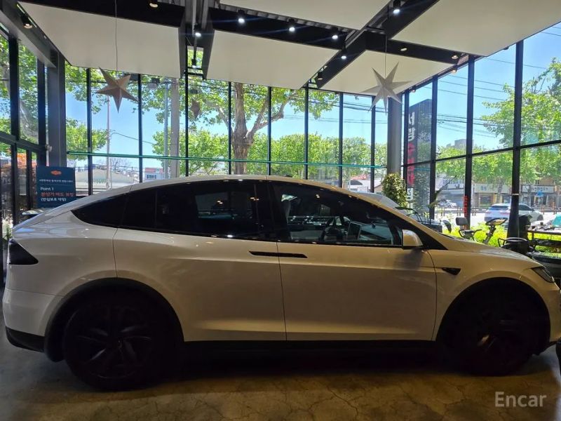 Tesla model-x