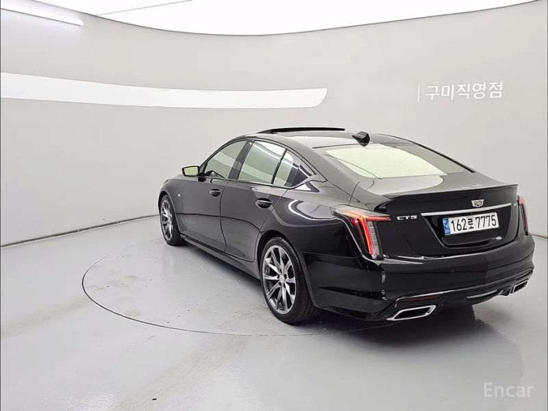 Cadillac CT5