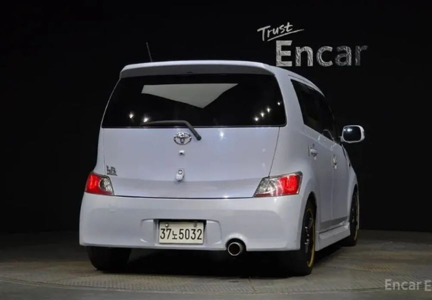 Toyota BB
