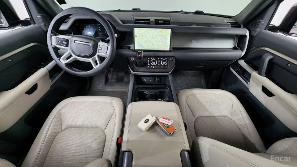 Land Rover Defender
