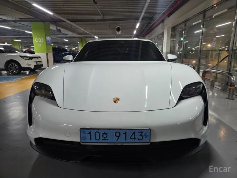 Porsche Taycan