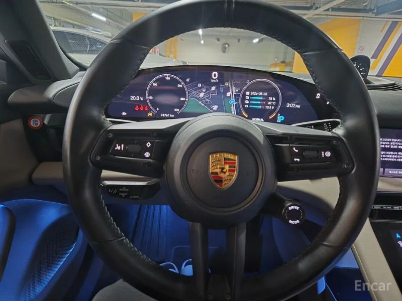 Porsche Taycan