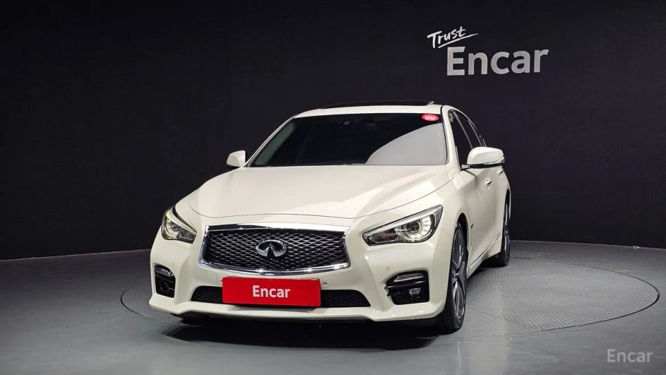 Infiniti Q50