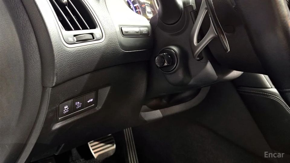 Infiniti Q50