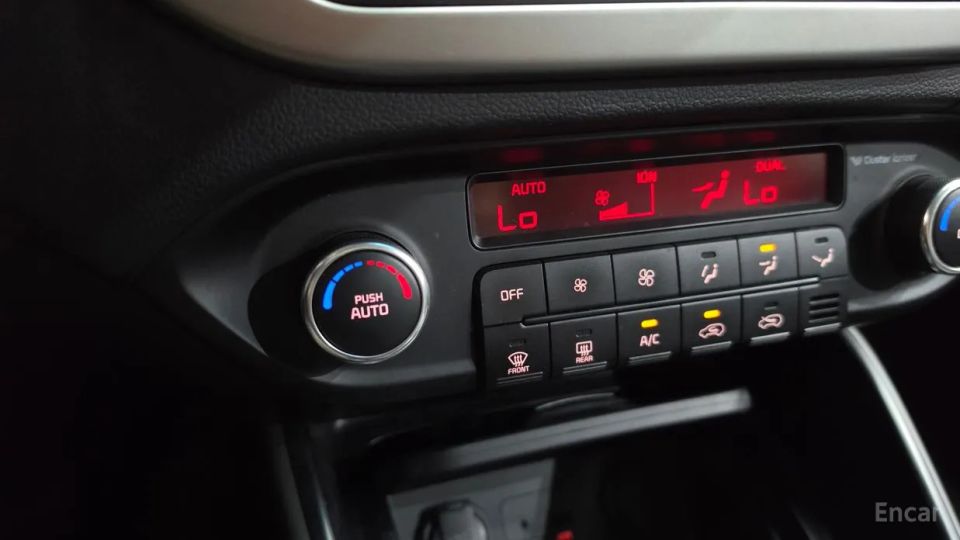 Kia Carens