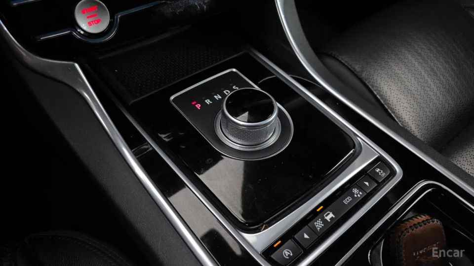 Jaguar xf
