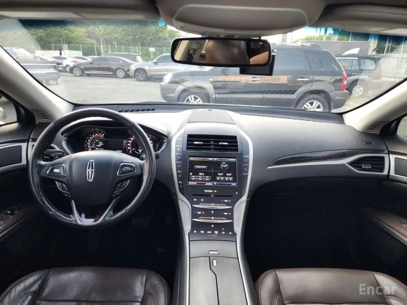 Lincoln MKZ