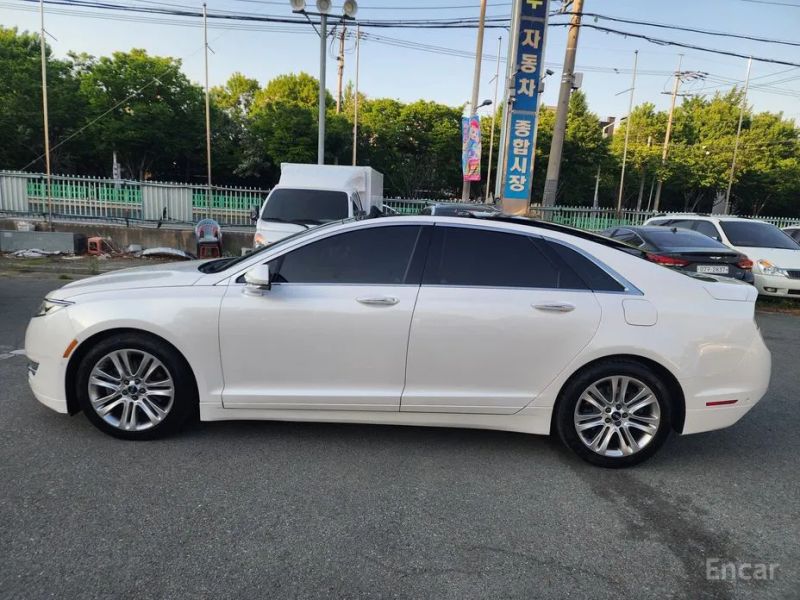 Lincoln MKZ