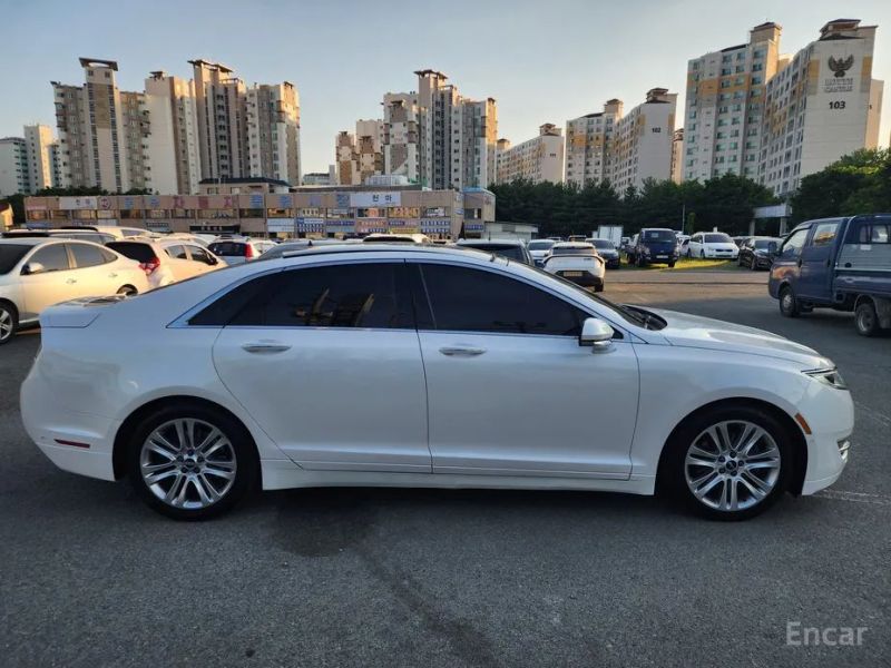 Lincoln MKZ