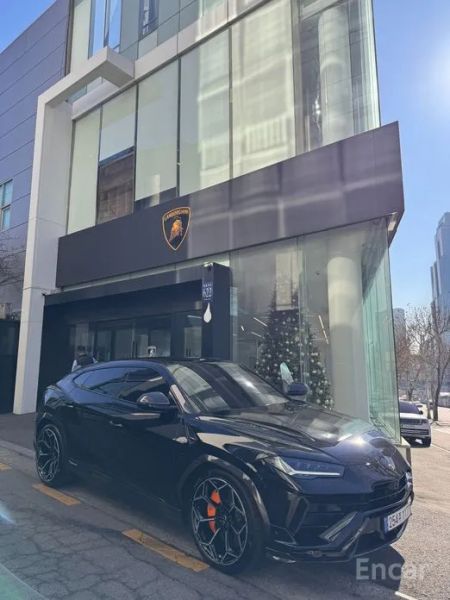 Lamborghini urus