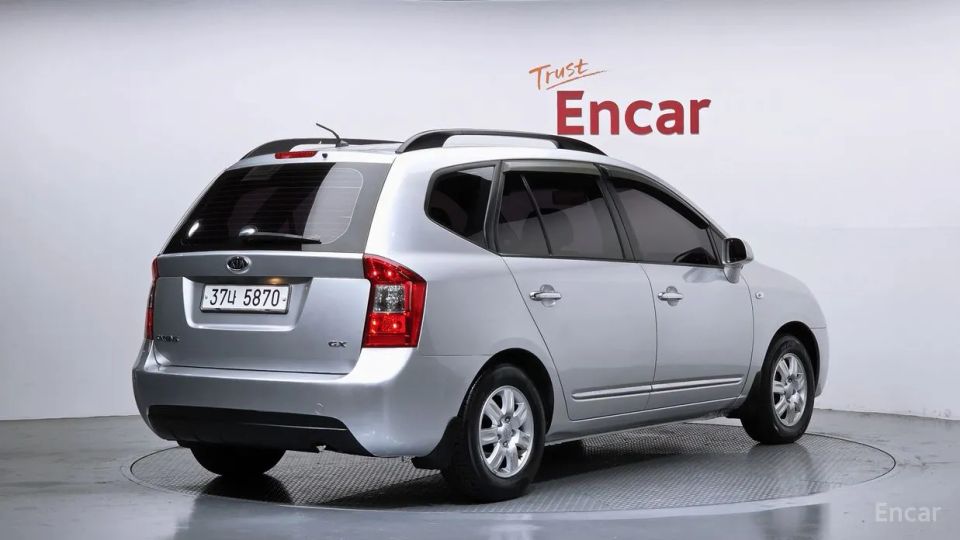 Kia Carens