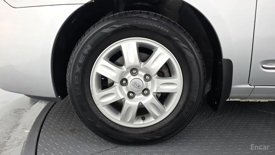 Kia Carens