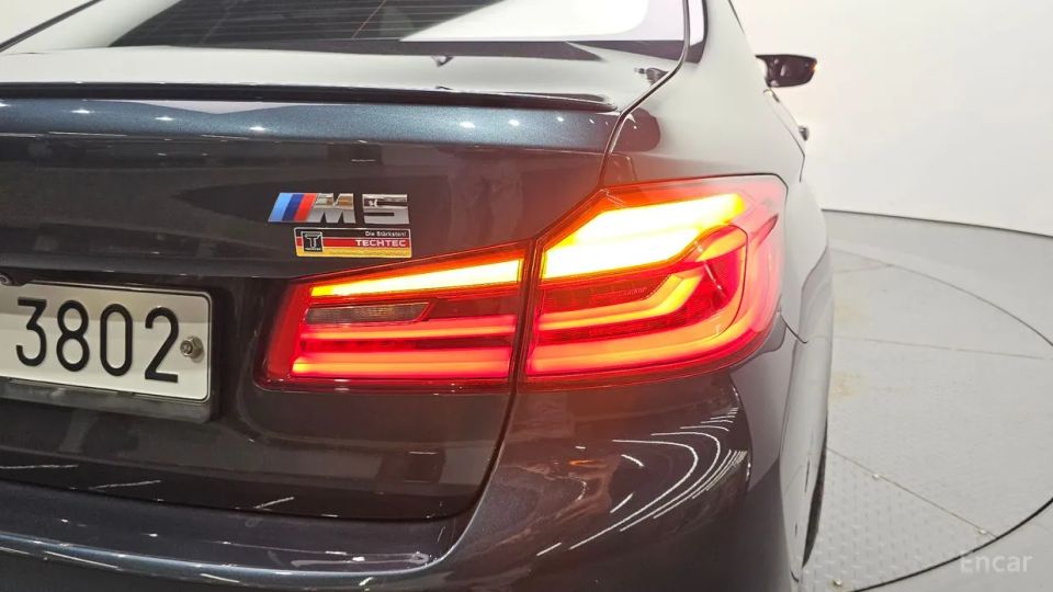 BMW M5
