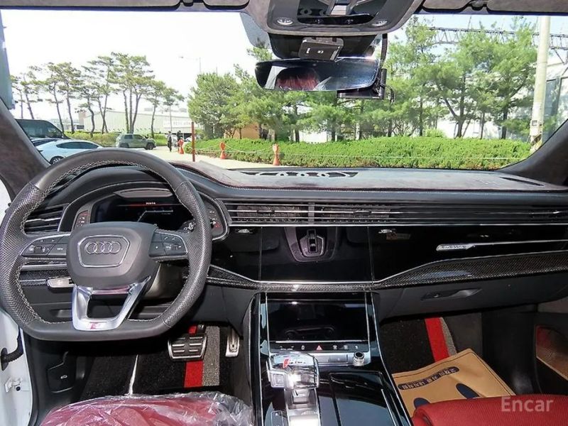 Audi SQ8