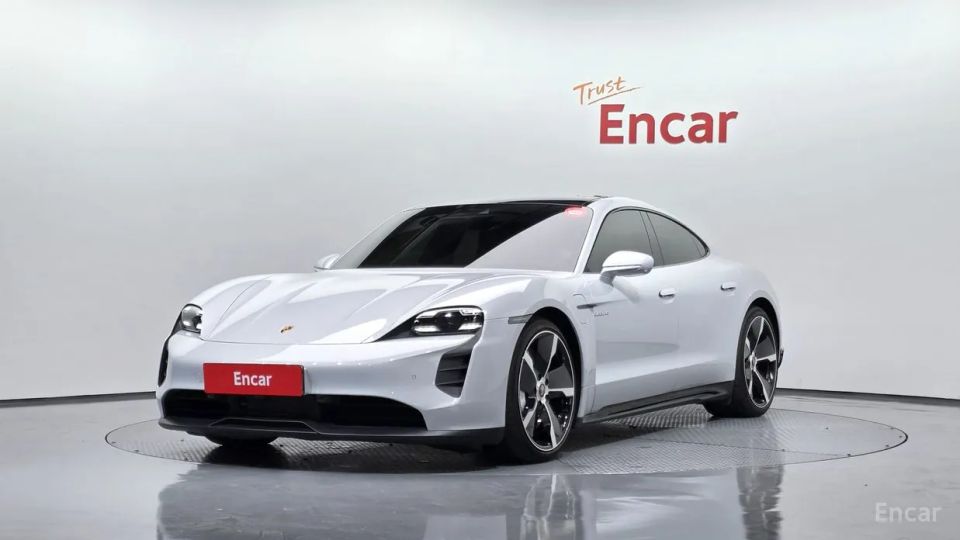 Porsche Taycan