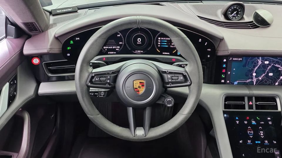 Porsche Taycan