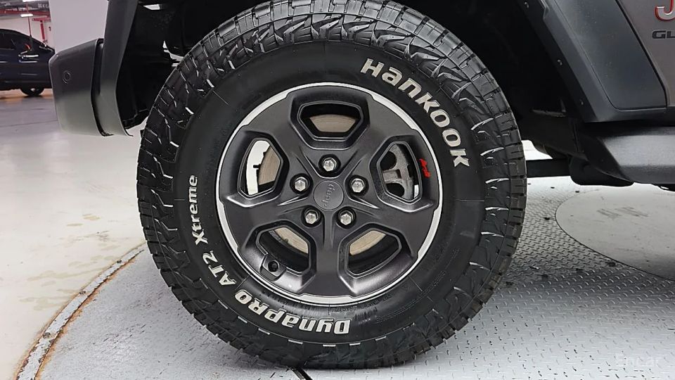 Jeep gladiator