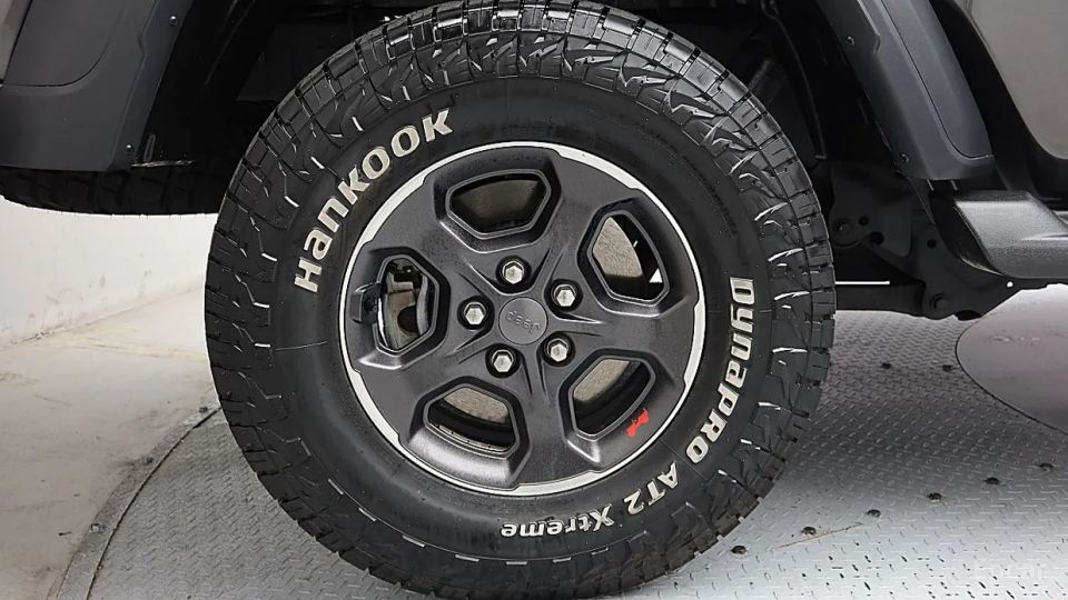 Jeep gladiator