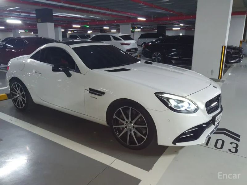 Mercedes-Benz SLC-Class