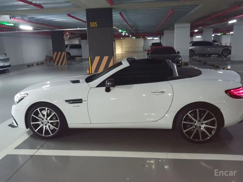 Mercedes-Benz SLC-Class