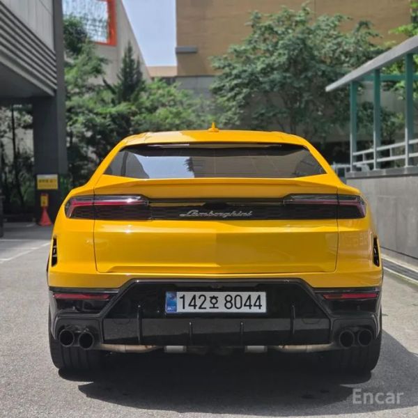Lamborghini urus