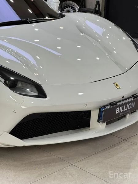 Ferrari 488