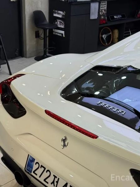 Ferrari 488