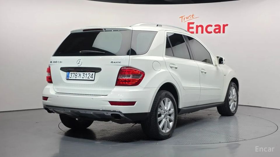 Mercedes-Benz M-class