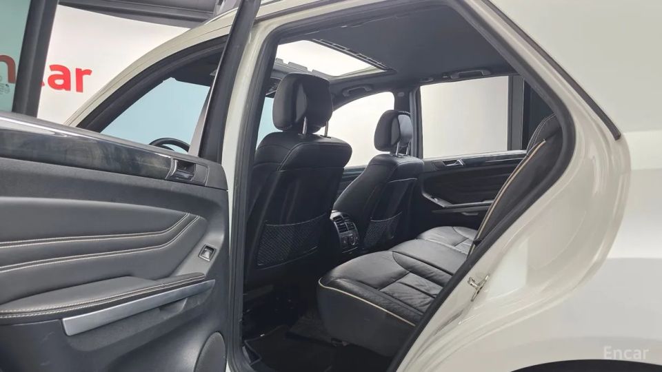 Mercedes-Benz M-class