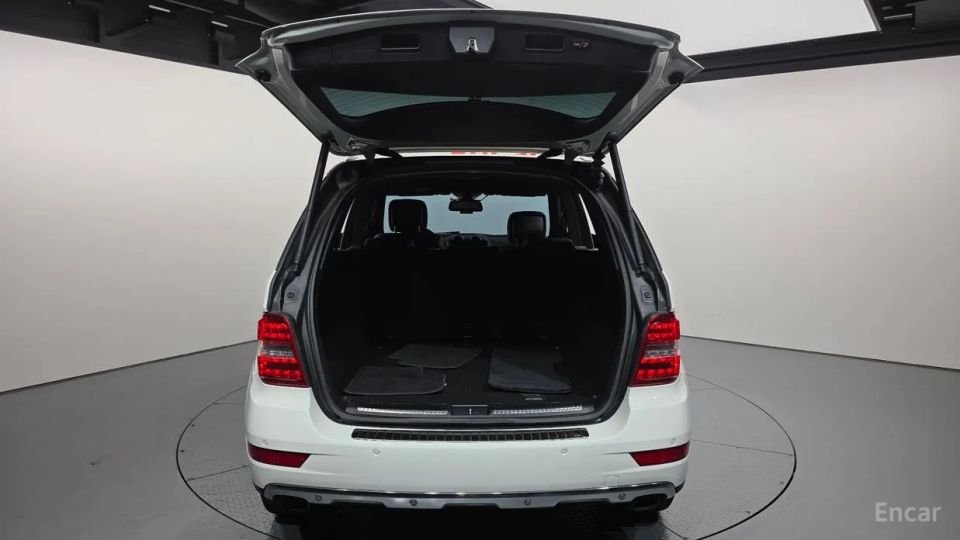 Mercedes-Benz M-class