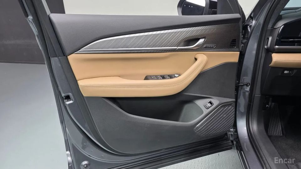 Renault-KoreaSamsung Grand Koleos