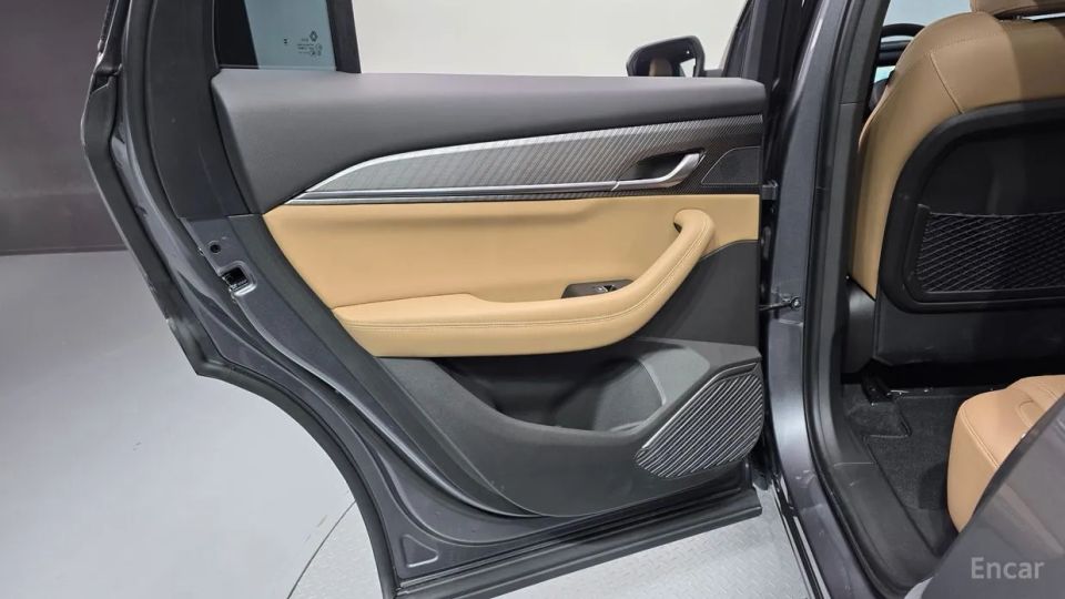 Renault-KoreaSamsung Grand Koleos