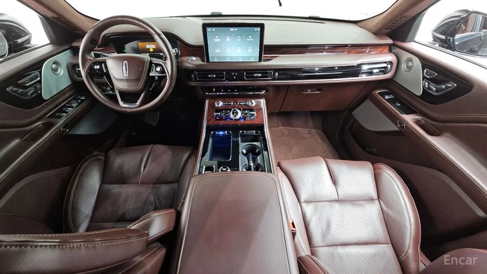 Lincoln Aviator