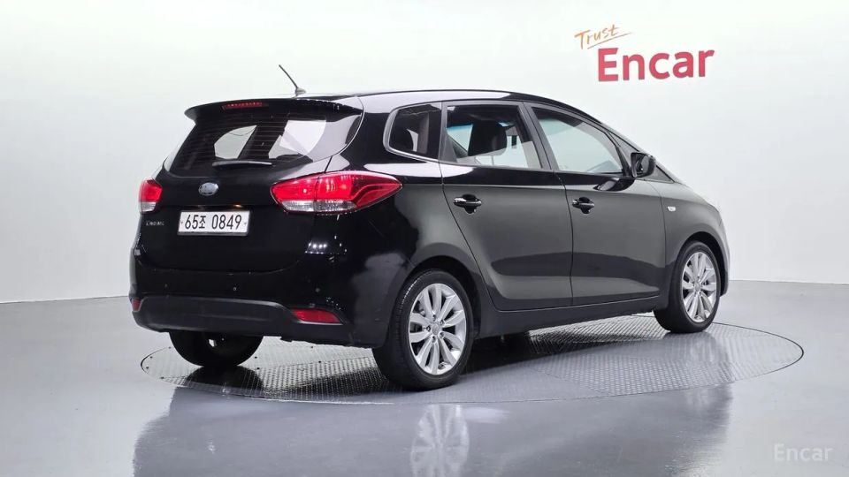 Kia Carens