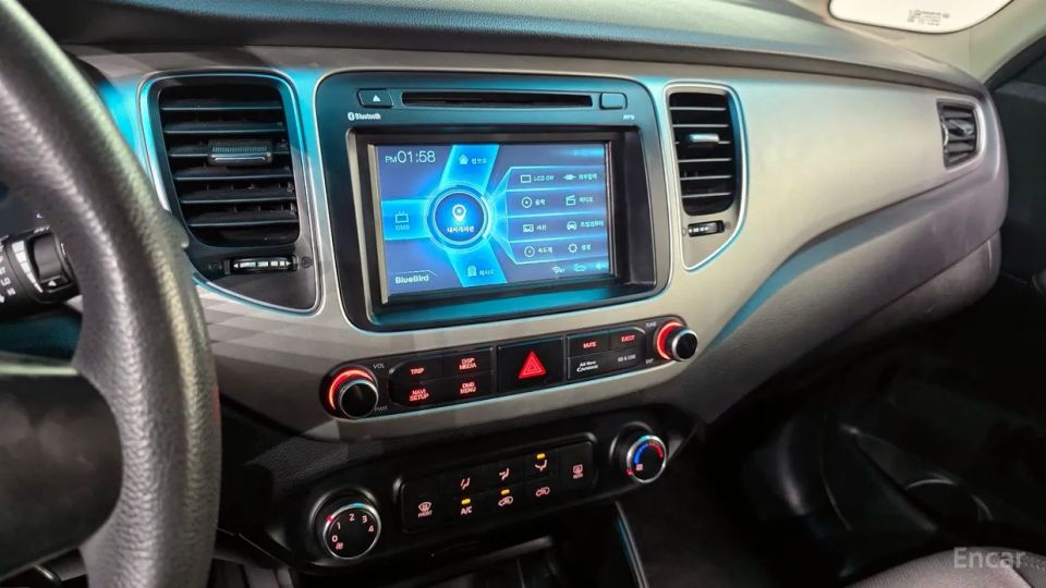 Kia Carens