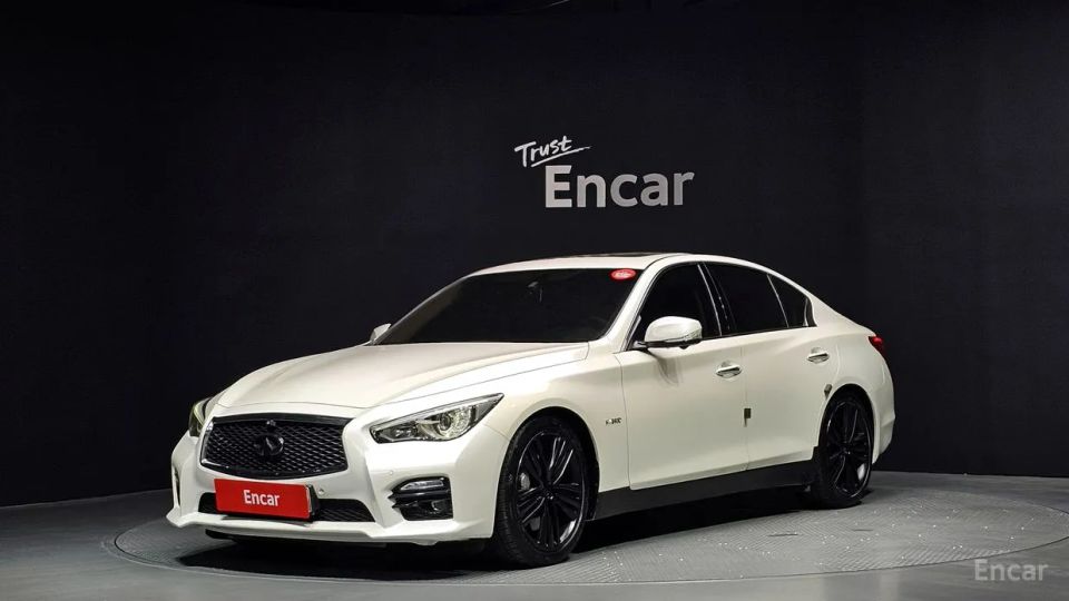Infiniti Q50